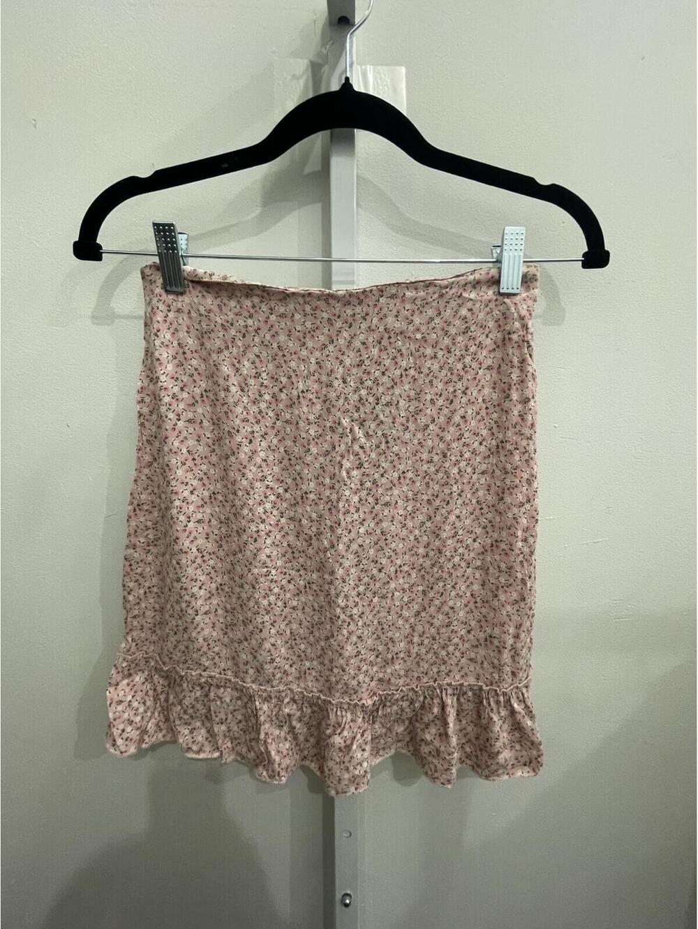 Brandy Melville Pink Floral Ruffle Mini Skirt